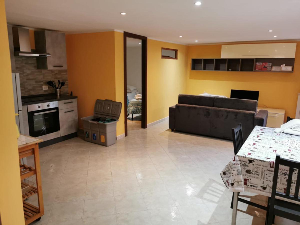 Relais Maria Luisa Locazione Turistica Di Simona Capaccio Bed and Breakfast Fiumicino Eksteriør billede