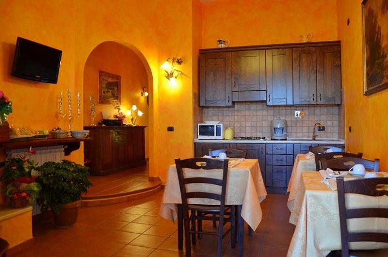 Relais Maria Luisa Locazione Turistica Di Simona Capaccio Bed and Breakfast Fiumicino Eksteriør billede