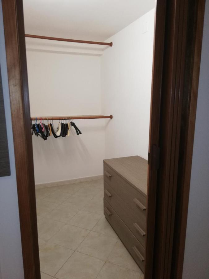 Relais Maria Luisa Locazione Turistica Di Simona Capaccio Bed and Breakfast Fiumicino Eksteriør billede
